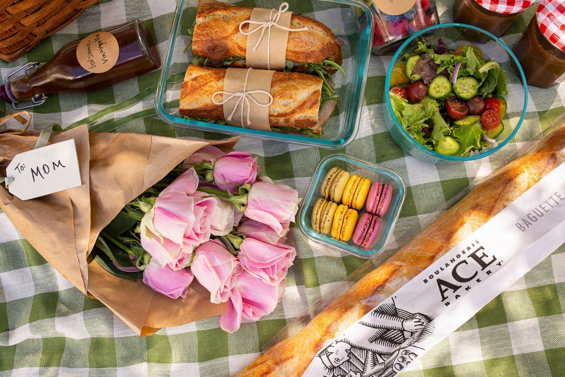 Easy Mother’s Day Picnic Menu